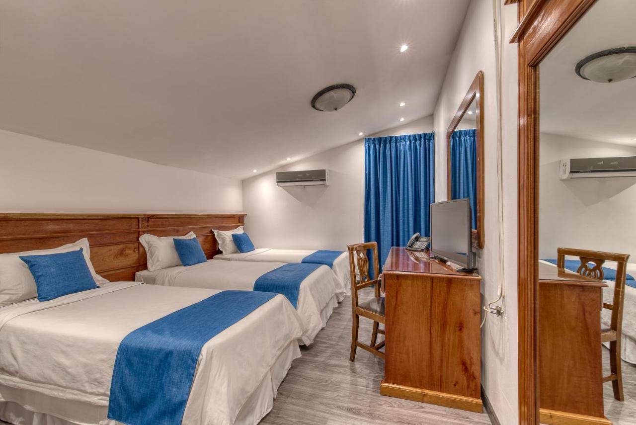Swans Cay Hotel Bocas Town Bagian luar foto