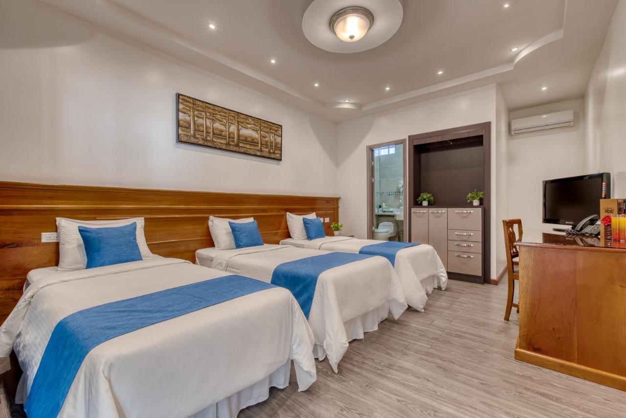 Swans Cay Hotel Bocas Town Bagian luar foto
