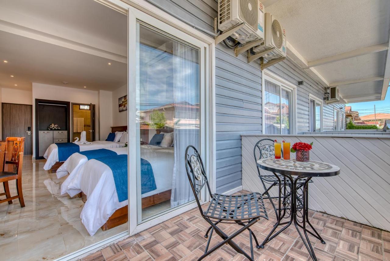 Swans Cay Hotel Bocas Town Bagian luar foto